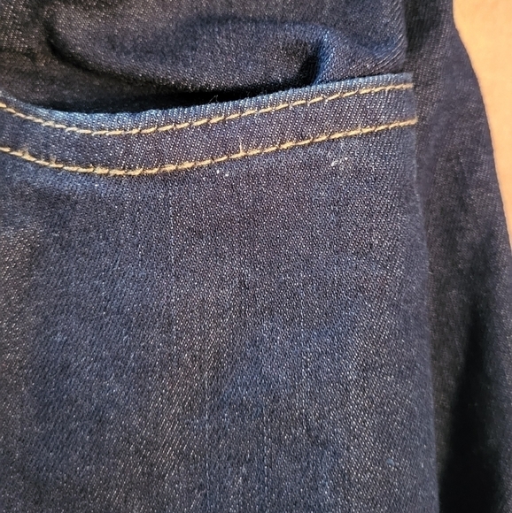 Flex-Fit Pull-On Straight-Leg Jean Size 14W - Picture 7 of 11